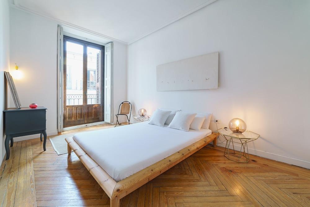 Apartmán Charming Fuencarral II Madrid Exteriér fotografie